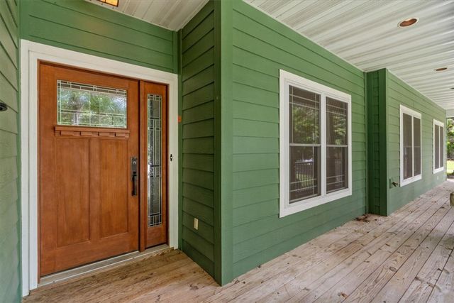 16 Judah Street, Eureka Springs, AR 72632