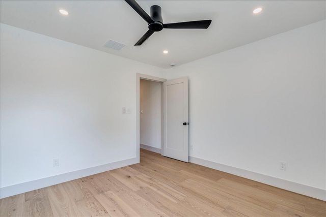 12100 Mustang Chase, Austin, TX 78727