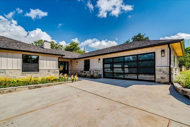 12100 Mustang Chase, Austin, TX 78727