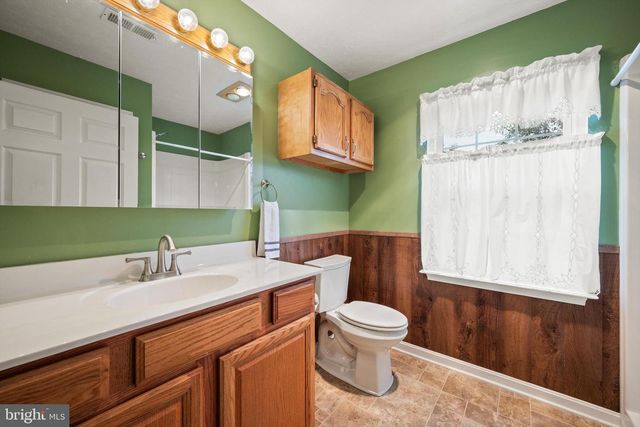 112 JEFFERSON CT, Stephens City, VA 22655