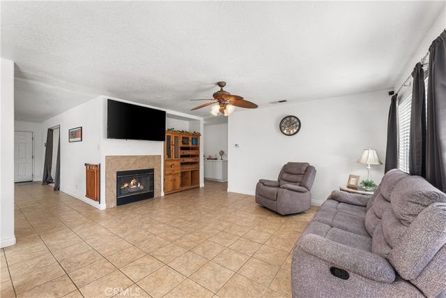 45420 Fairbanks, Lancaster, CA 93534