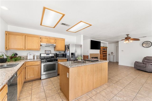 45420 Fairbanks, Lancaster, CA 93534
