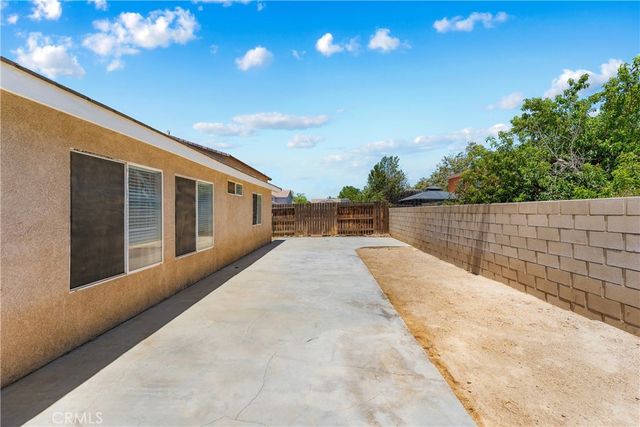 45420 Fairbanks, Lancaster, CA 93534