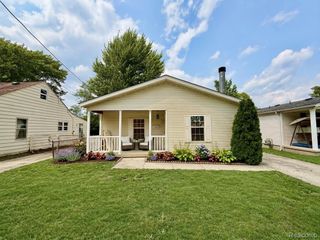 25660 Currier Street, Dearborn Heights, MI 48125