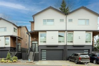 19727 27th Place W #1, Lynnwood, WA 98036