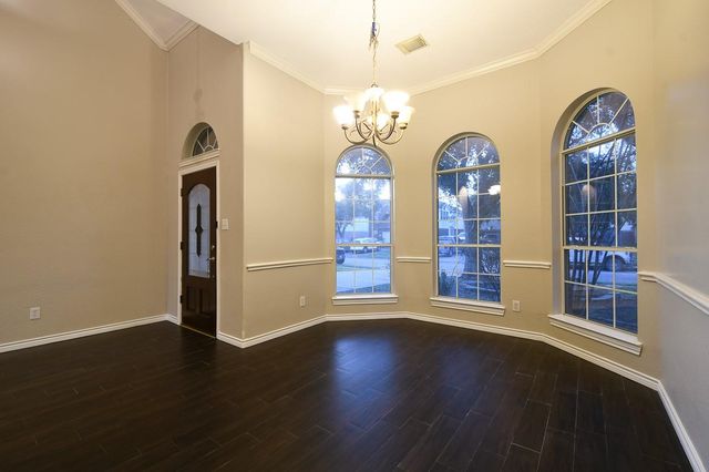 212 Rolling Springs Lane, Dickinson, TX 77539