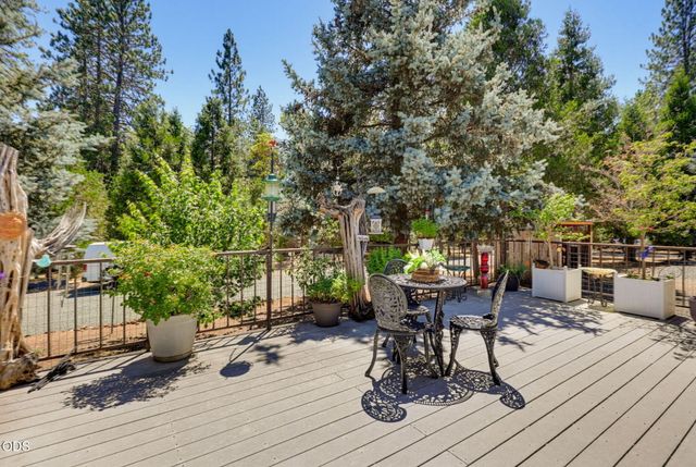 455 Eric Way, Grants Pass, OR 97526