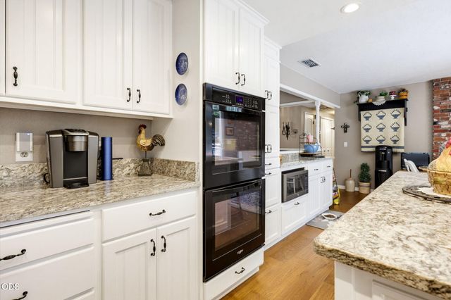 455 Eric Way, Grants Pass, OR 97526
