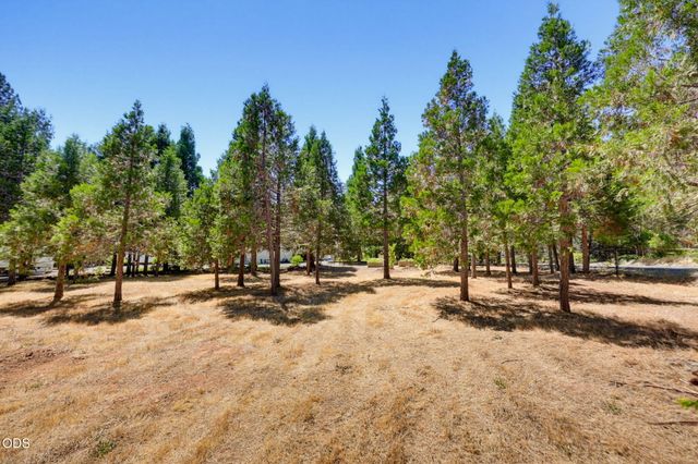 455 Eric Way, Grants Pass, OR 97526