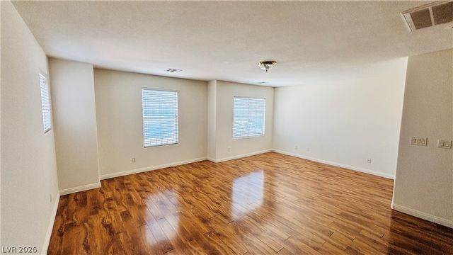 8121 Azure Falls Court, Las Vegas, NV 89117