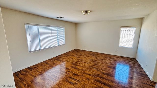 8121 Azure Falls Court, Las Vegas, NV 89117