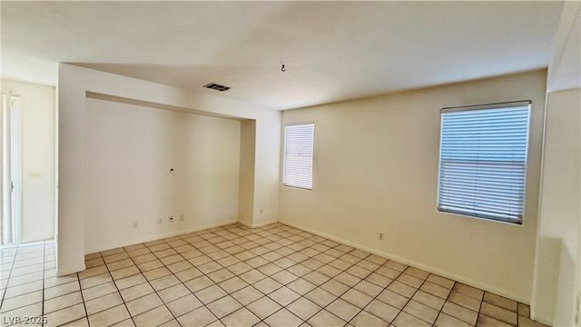 8121 Azure Falls Court, Las Vegas, NV 89117