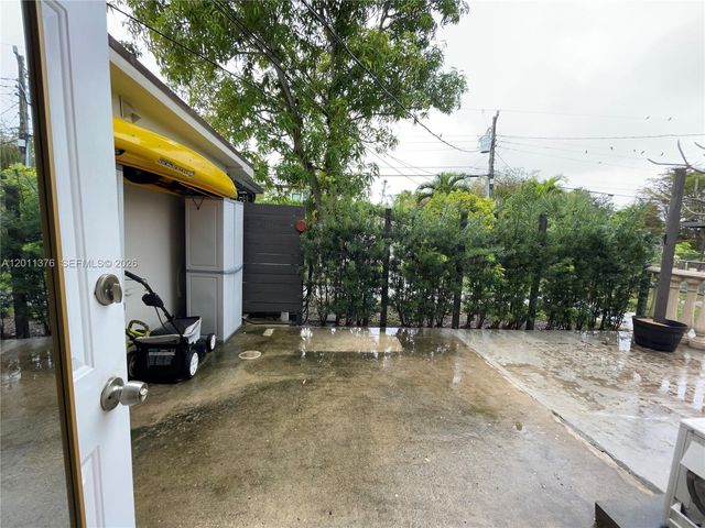 2342 SW 128th Ave 1, Miami, FL 33175