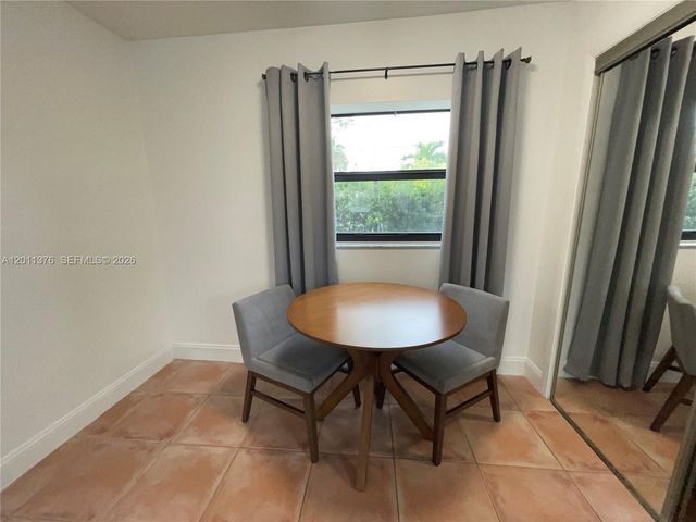 2342 SW 128th Ave 1, Miami, FL 33175
