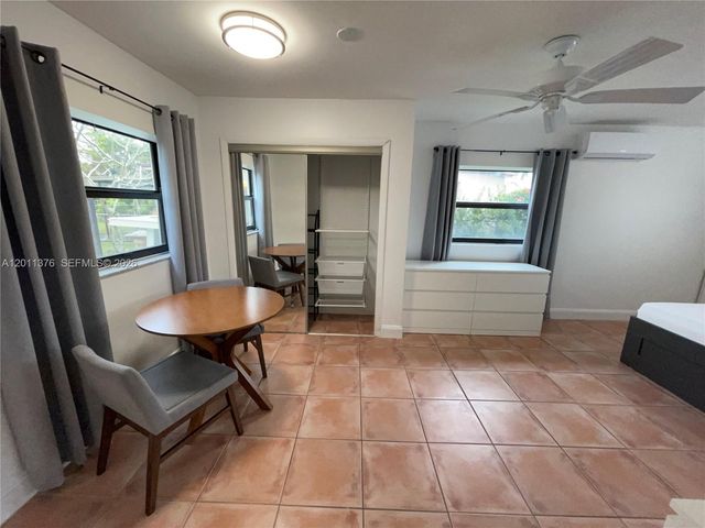 2342 SW 128th Ave 1, Miami, FL 33175