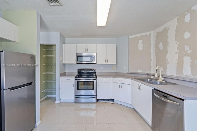 17319 SW 22nd St, Miramar, FL 33029