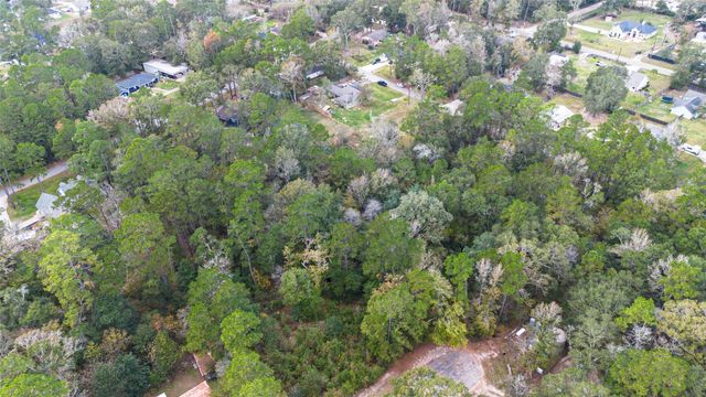 Lot 410, 411 North Woods, Cleveland, TX 77328