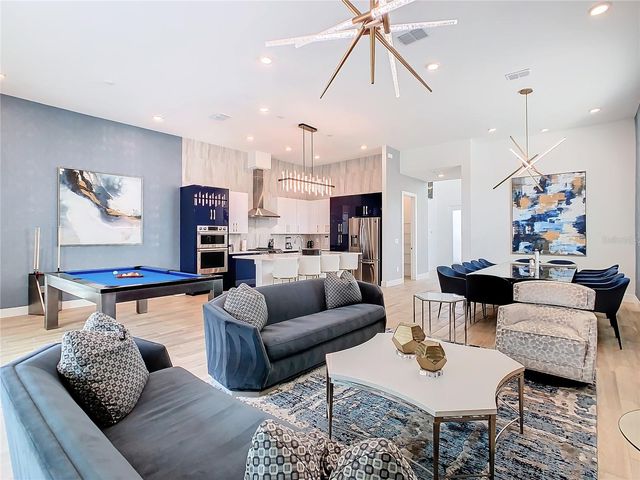 2125 PINE OAK LOOP, Davenport, FL 33837