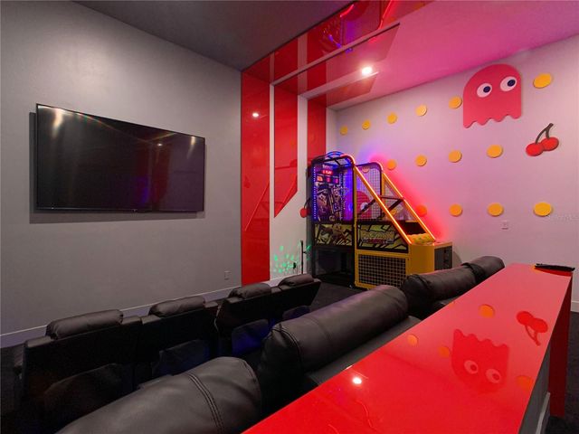 2125 PINE OAK LOOP, Davenport, FL 33837