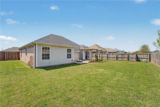 303 E Post Road, Rogers, AR 72758