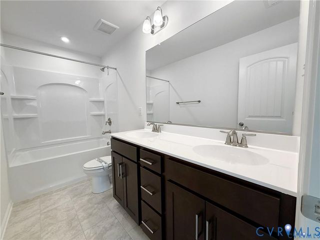 6401 Lila Crest Ln, Chesterfield, VA 23112