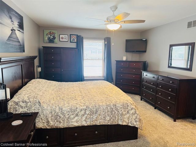 412 Rosette Street, Holly, MI 48442