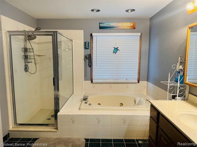 412 Rosette Street, Holly, MI 48442