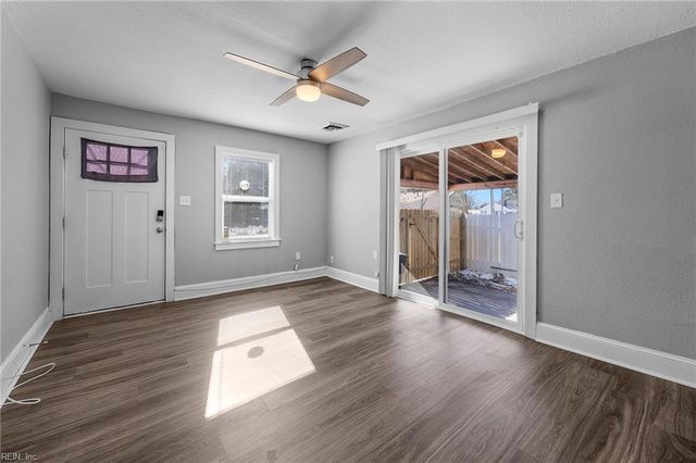 4212 Bart ST, Portsmouth, VA 23707