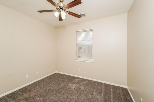 323 Diamond Bay Drive, Dickinson, TX 77539