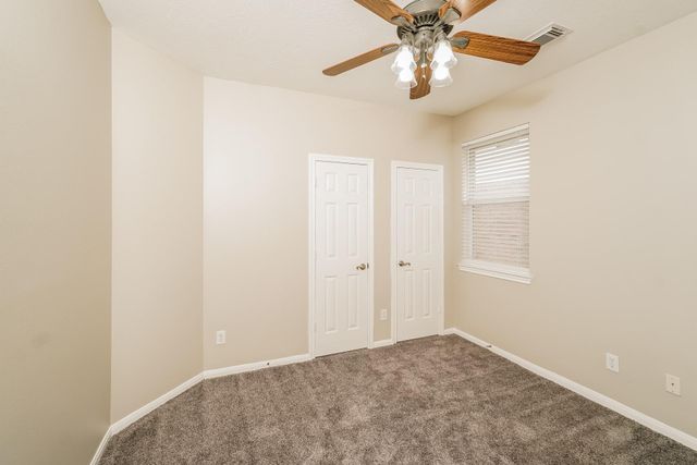 323 Diamond Bay Drive, Dickinson, TX 77539