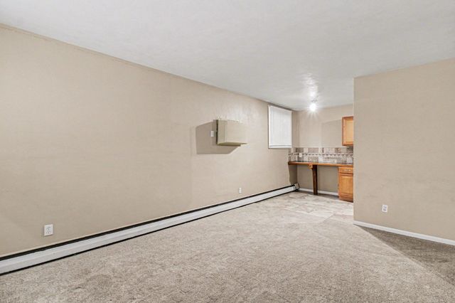 3237 15th Avenue S 15, Minneapolis, MN 55407