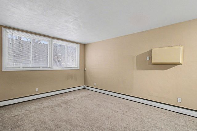 3237 15th Avenue S 15, Minneapolis, MN 55407