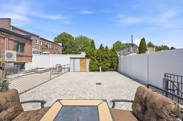 66-15 Gray Street, Middle Village, NY 11379
