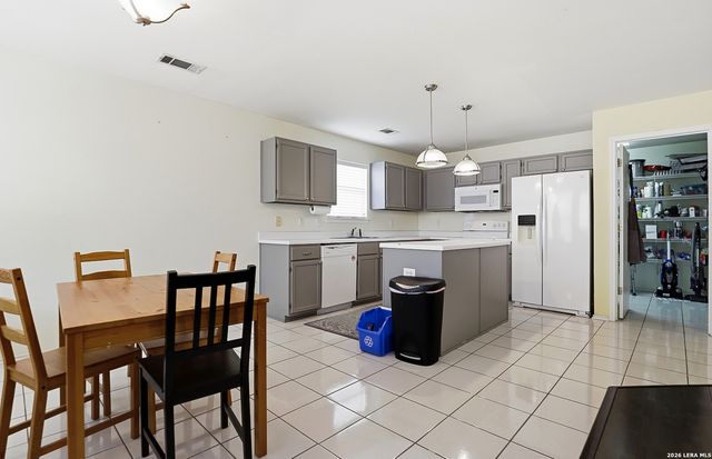 1341 Leopard Hunt, San Antonio, TX 78251