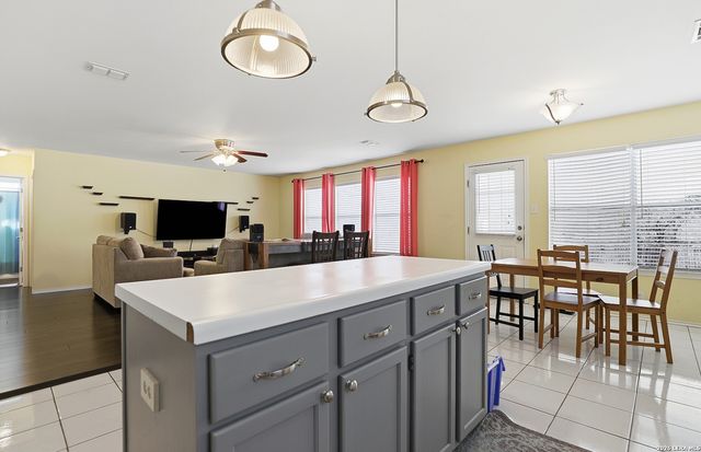 1341 Leopard Hunt, San Antonio, TX 78251