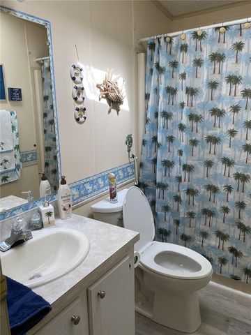 25045 PINE HILL, Leesburg, FL 34748