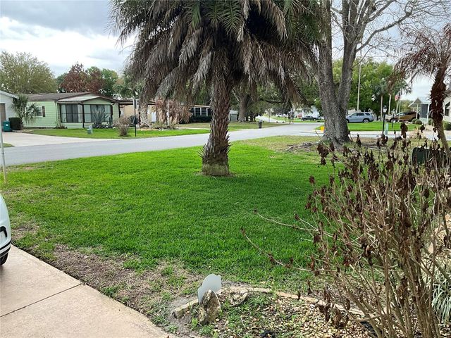 25045 PINE HILL, Leesburg, FL 34748