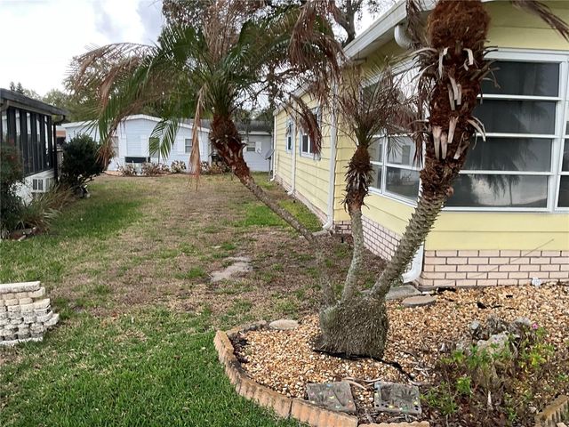 25045 PINE HILL, Leesburg, FL 34748