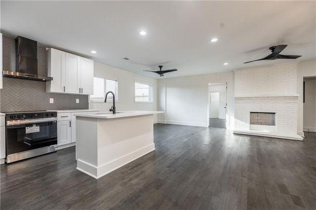 1600 Delano Drive, Decatur, GA 30032