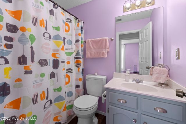 5348 W Payton Drive, Southaven, MS 38671