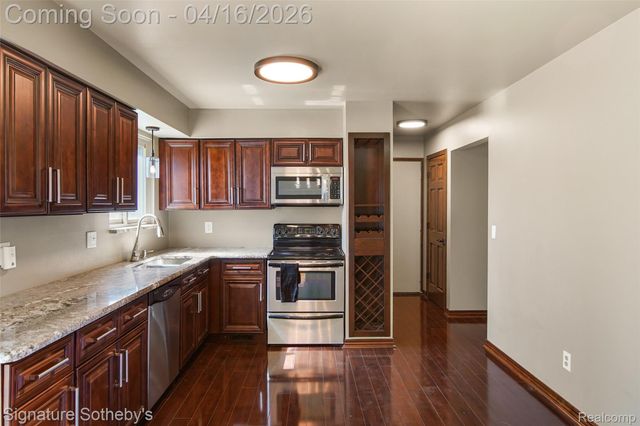 43603 Emrick Drive, Canton Charter Township, MI 48187