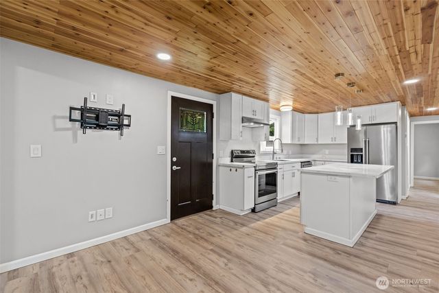 24817 51st Avenue E, Graham, WA 98338