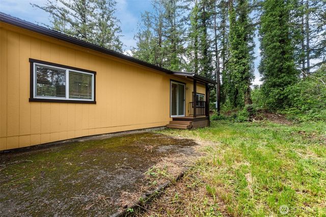 24817 51st Avenue E, Graham, WA 98338