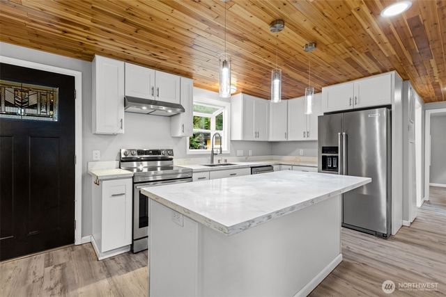24817 51st Avenue E, Graham, WA 98338