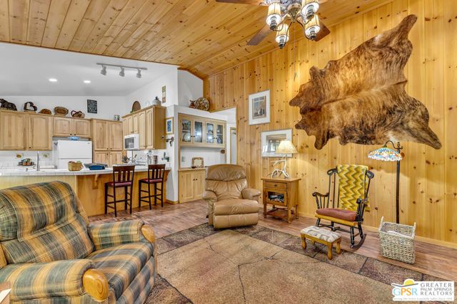 52199 Acorn Lane, Idyllwild, CA 92549