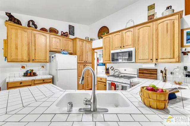 52199 Acorn Lane, Idyllwild, CA 92549