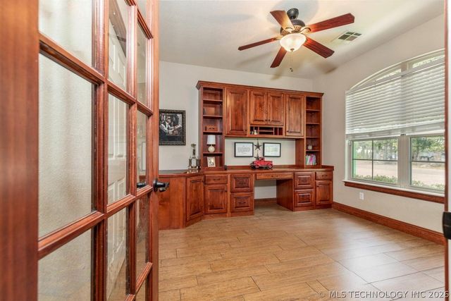 29524 S 585 Court, Grove, OK 74344