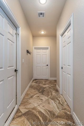 29524 S 585 Court, Grove, OK 74344