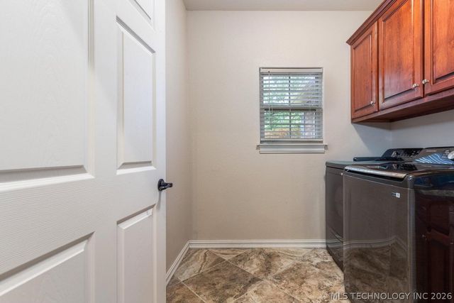 29524 S 585 Court, Grove, OK 74344