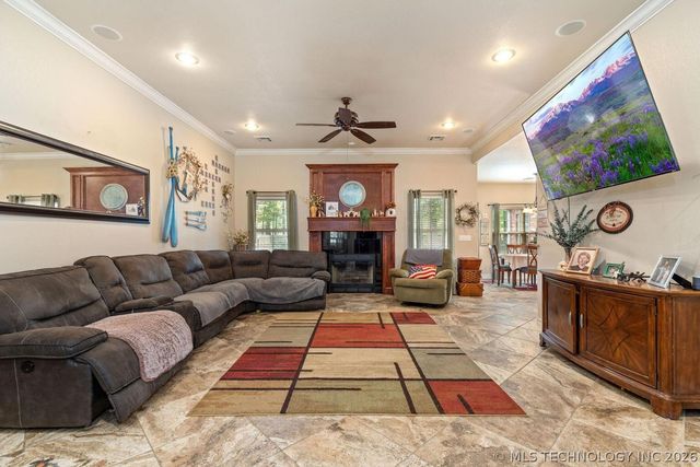 29524 S 585 Court, Grove, OK 74344